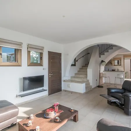 Kymma Villas By The Sea أيا نابا